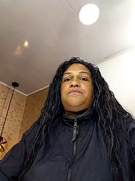 Michelle Brito1 online show from November 2025 06:01:02 PM