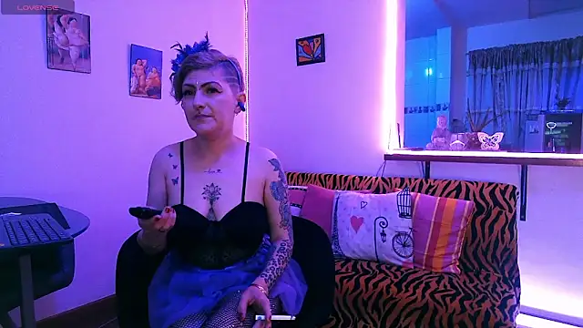 Maria fernandaxxx  online show from September 2025 01:33:01 AM