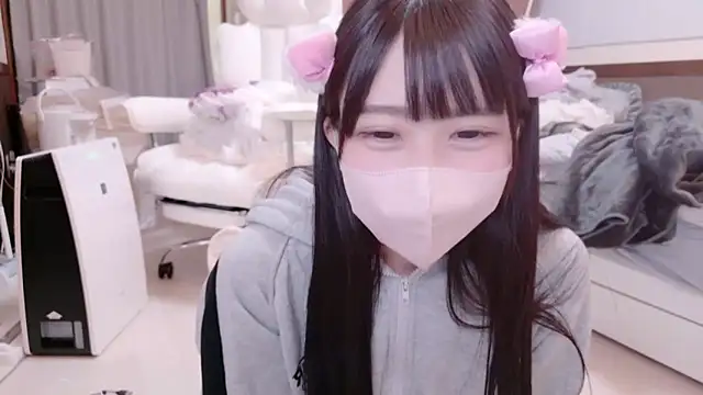 Snapshot of YUNOCHI_nyanko chatting on December 2024 10:34:02 AM YUNOCHI nyanko online show from December 2024 10:34:02 AM