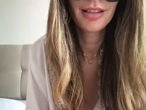 paolajonez online show from January 2025 03:33:01 PM