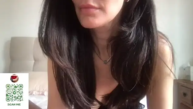 paolajonez online show from January 2026 11:46:02 AM