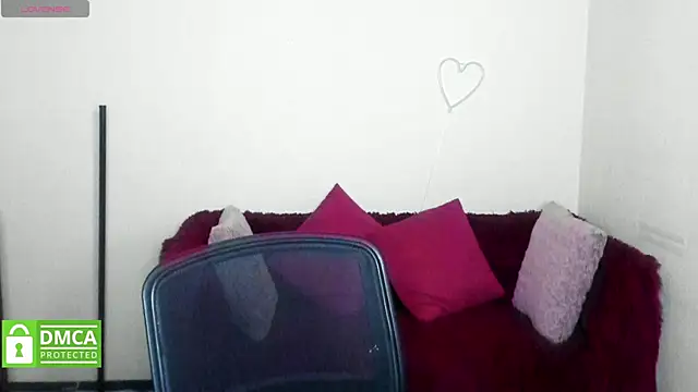 Muse kitty jenia online show from October 2025 05:31:02 PM