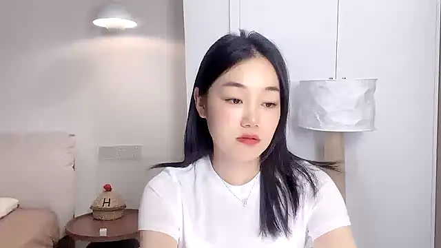 Snapshot of cloud8822 chatting on April 2026 02:12:02 PM cloud8822 online show from April 2026 02:12:02 PM
