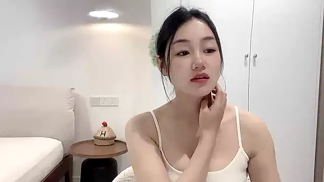 Snapshot of cloud8822 chatting on May 2026 02:12:01 PM cloud8822 online show from May 2026 02:12:01 PM