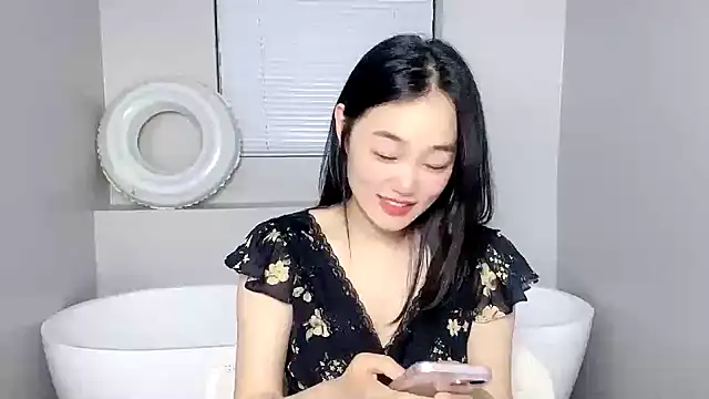 Snapshot of cloud8822 chatting on May 2026 02:12:01 PM cloud8822 online show from May 2026 02:12:01 PM