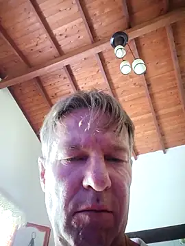 CockyJuan10 online show from December 2025 05:41:02 PM