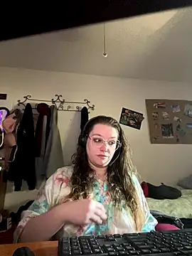 Snapshot of Lalalynn chatting on November 2025 04:51:02 PM Lalalynn online show from November 2025 04:51:02 PM