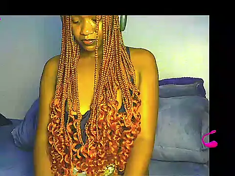 lilylovexx online show from December 2025 07:44:01 PM