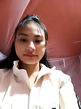 trieungoclnt online show from November 2025 02:25:01 AM