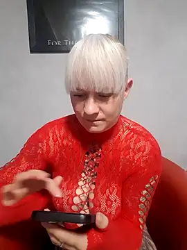 poussichienne online show from September 2025 07:41:01 AM