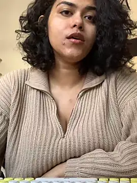 Snapshot of Curvydesifromgermany chatting on March 2025 03:24:01 PM Curvydesifromgermany online show from March 2025 03:24:01 PM