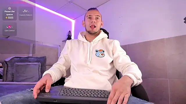 Damon Bakert online show from January 2025 02:36:02 PM