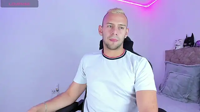 Damon Bakert online show from October 2025 03:27:01 PM