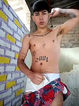 Snapshot of Lukas_strong chatting on October 2025 01:23:01 PM Lukas strong online show from October 2025 01:23:01 PM