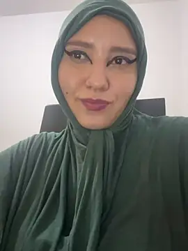 hannahayat online show from November 2025 02:33:02 AM