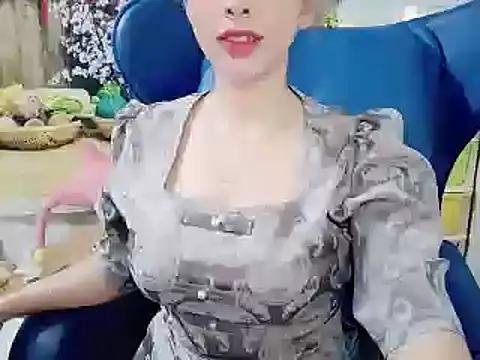 Snapshot of Cherry_6969 chatting on February 2025 10:29:01 AM Cherry 6969 online show from February 2025 10:29:01 AM