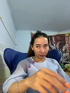 Snapshot of Cherry_6969 chatting on February 2025 10:37:02 AM Cherry 6969 online show from February 2025 10:37:02 AM