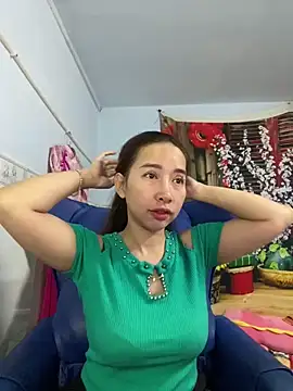 Snapshot of Cherry_6969 chatting on March 2025 02:29:01 AM Cherry 6969 online show from March 2025 02:29:01 AM