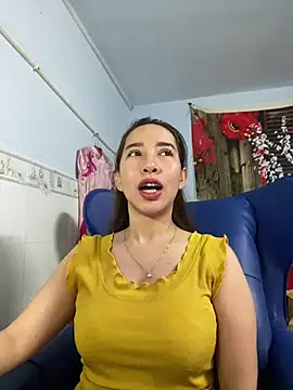 Snapshot of Cherry_6969 chatting on March 2025 02:17:02 AM Cherry 6969 online show from March 2025 02:17:02 AM