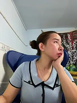 Snapshot of Cherry_6969 chatting on March 2025 01:03:02 AM Cherry 6969 online show from March 2025 01:03:02 AM