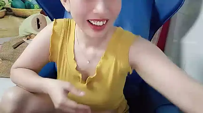 Snapshot of Cherry_6969 chatting on March 2025 01:21:02 AM Cherry 6969 online show from March 2025 01:21:02 AM