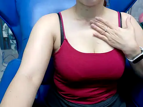 Snapshot of Cherry_6969 chatting on October 2025 01:31:02 AM Cherry 6969 online show from October 2025 01:31:02 AM