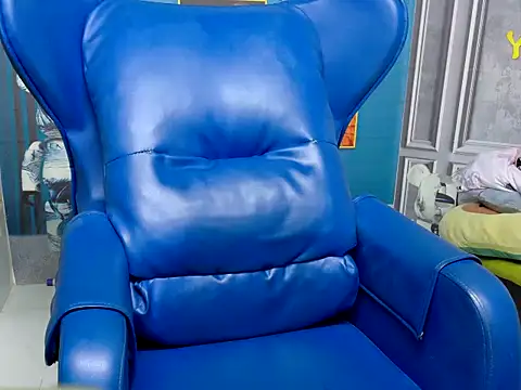 Snapshot of Cherry_6969 chatting on November 2025 04:04:01 AM Cherry 6969 online show from November 2025 04:04:01 AM