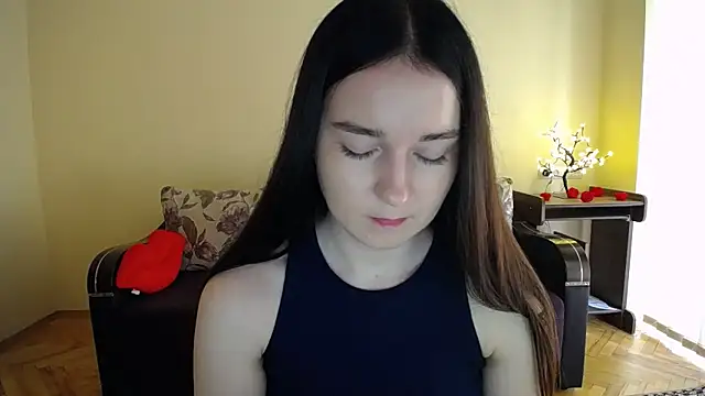 Snapshot of Pretty_shy chatting on June 2026 09:04:02 AM Pretty shy online show from June 2026 09:04:02 AM