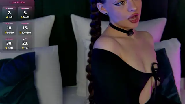 AnaWest online show from March 2025 06:43:01 AM