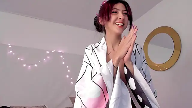 Snapshot of BonnieCute_ chatting on December 2024 03:13:02 PM BonnieCute online show from December 2024 03:13:02 PM