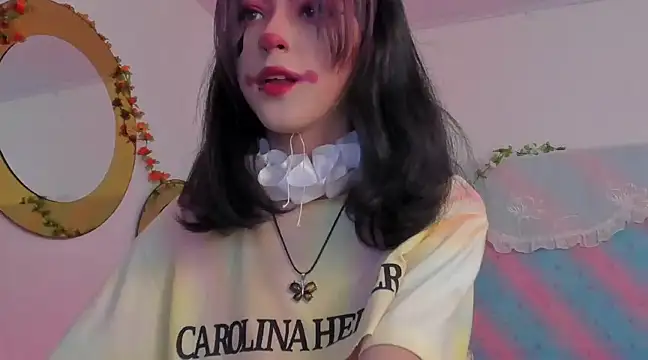 Snapshot of BonnieCute_ chatting on January 2025 12:45:02 PM BonnieCute online show from January 2025 12:45:02 PM