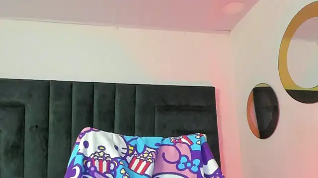 Snapshot of BonnieCute_ chatting on March 2025 11:50:01 AM BonnieCute online show from March 2025 11:50:01 AM