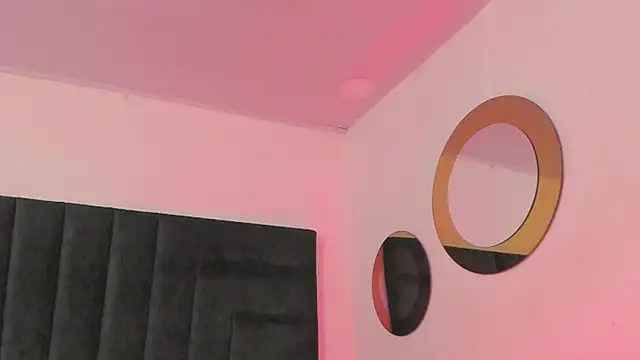 Snapshot of BonnieCute_ chatting on March 2025 02:54:02 PM BonnieCute online show from March 2025 02:54:02 PM
