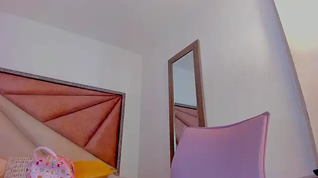 BonnieCute  online show from February 2026 12:40:02 AM