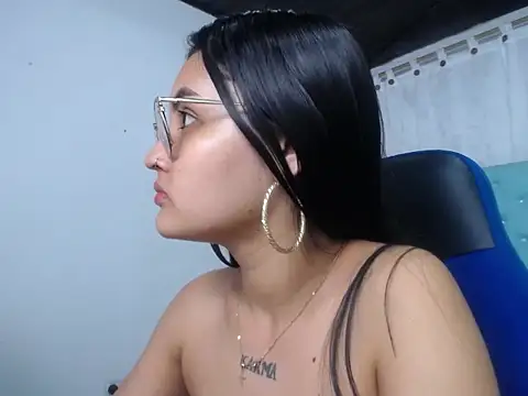 antonella sweetlittle online show from October 2025 12:23:01 PM