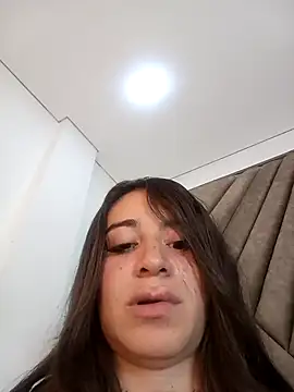 Snapshot of Alona_Evans chatting on January 2025 10:37:02 PM Alona Evans online show from January 2025 10:37:02 PM