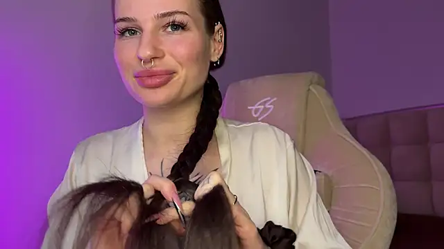 MarlynRobertsen online show from February 2026 12:56:01 PM