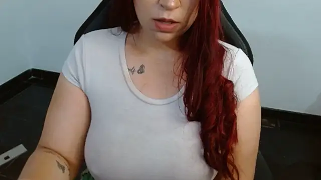 cata  gutierrez  online show from March 2025 05:28:02 PM