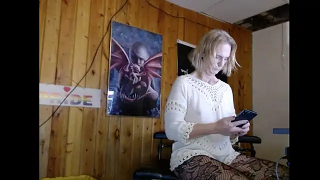 Snapshot of JamieBottoms chatting on December 2025 02:02:02 PM JamieBottoms online show from December 2025 02:02:02 PM