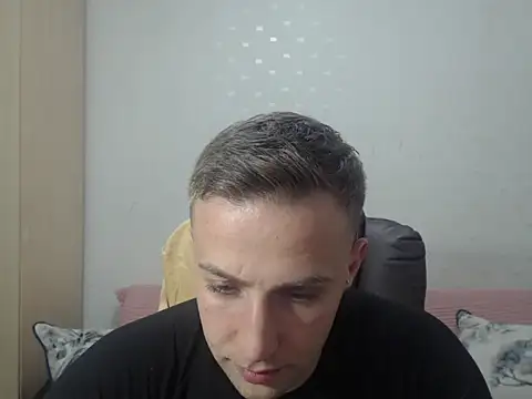 PrinceEagle online show from March 2026 09:32:02 PM