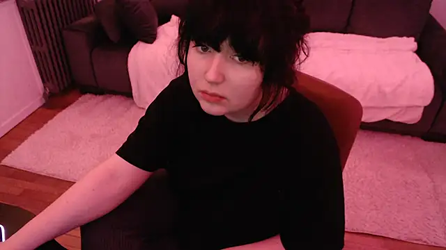 Lynylou online show from January 2025 12:59:01 AM