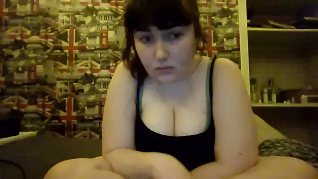 Lynylou online show from January 2026 09:18:02 PM