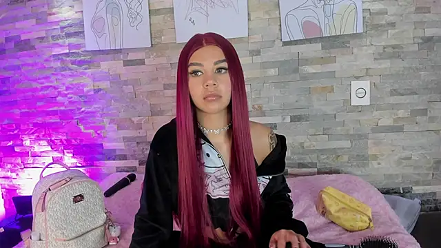 Snapshot of kendall_as chatting on December 2024 09:34:01 PM kendall as online show from December 2024 09:34:01 PM