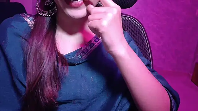 Snapshot of MidnightFlame chatting on September 2025 07:51:02 AM MidnightFlame online show from September 2025 07:51:02 AM