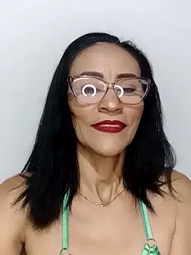 Snapshot of BarbaraMature chatting on December 2024 06:32:02 PM BarbaraMature online show from December 2024 06:32:02 PM