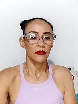 Snapshot of BarbaraMature chatting on December 2024 06:21:01 PM BarbaraMature online show from December 2024 06:21:01 PM