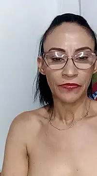 Snapshot of BarbaraMature chatting on December 2024 09:09:01 PM BarbaraMature online show from December 2024 09:09:01 PM