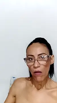 Snapshot of BarbaraMature chatting on January 2025 08:37:02 PM BarbaraMature online show from January 2025 08:37:02 PM