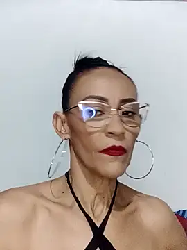 Snapshot of BarbaraMature chatting on January 2025 06:59:02 PM BarbaraMature online show from January 2025 06:59:02 PM