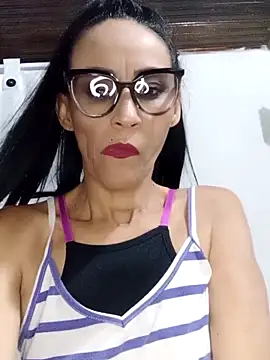 Snapshot of BarbaraMature chatting on October 2025 06:27:02 PM BarbaraMature online show from October 2025 06:27:02 PM